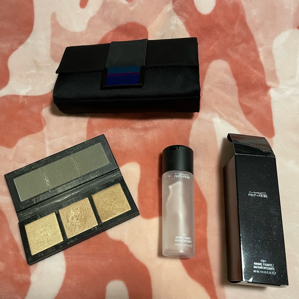 MAC Hyper Real Glow, Prep & Prime Fix+ & Makeup Bag